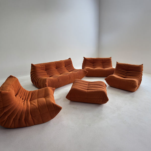Fauteuil Unique de Luxe en Velours Côtelé – Confort Sculptural Personnalisé