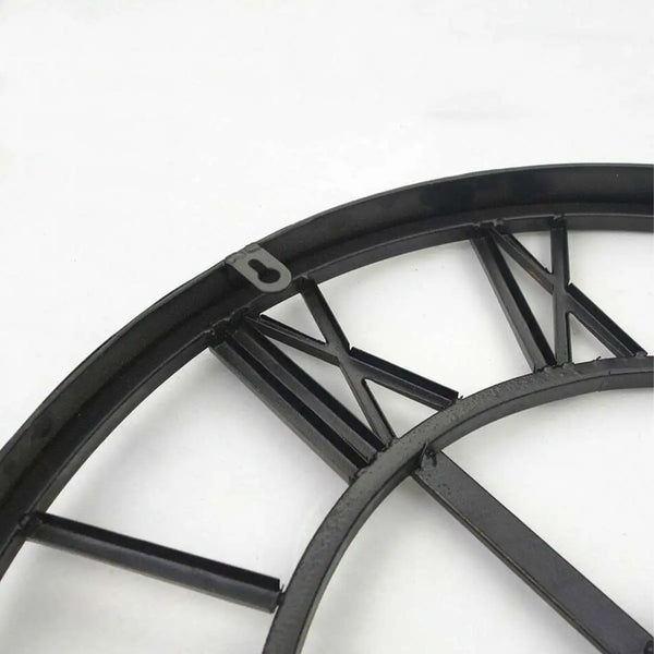 Horloge Murale Design en Fer Forgé – Chiffres Romains Sculptés 40 cm